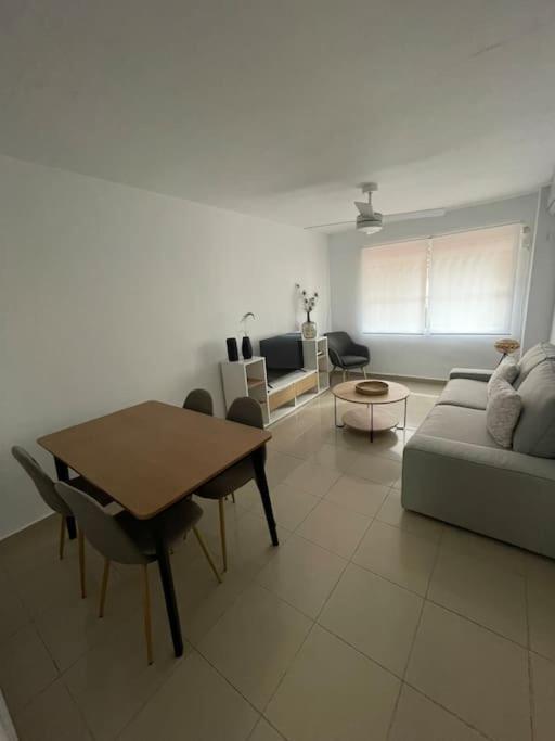 Dos Hermanas - Feel At Home ภายนอก รูปภาพ